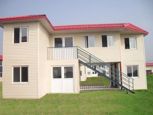 China Second Hand 20gp Prefab Shipping Container House With International Standards supplier